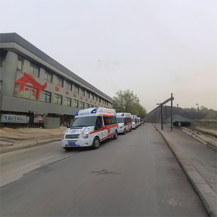 西宁租赁私人救护车电话