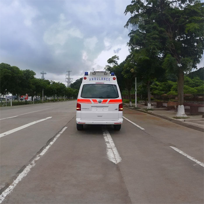 西宁私人救护车出租收费标准