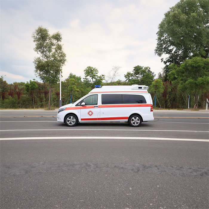 西宁救护车租车电话号码