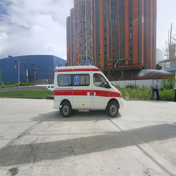 西宁救护车出租收费