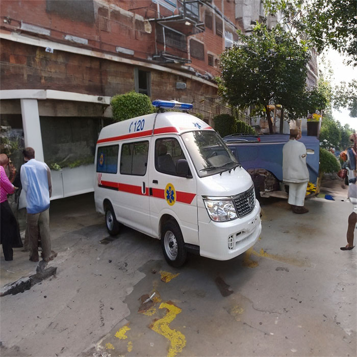 西宁出租私人救护车