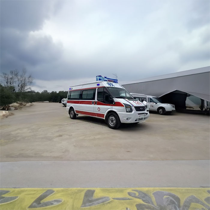 西宁租赁私人救护车联系方式