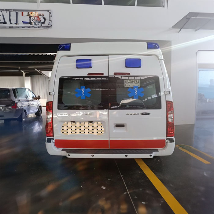 西宁出租私人救护车联系方式