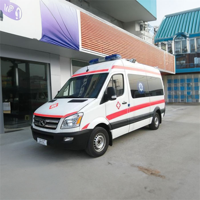 西宁救护车出租多少钱