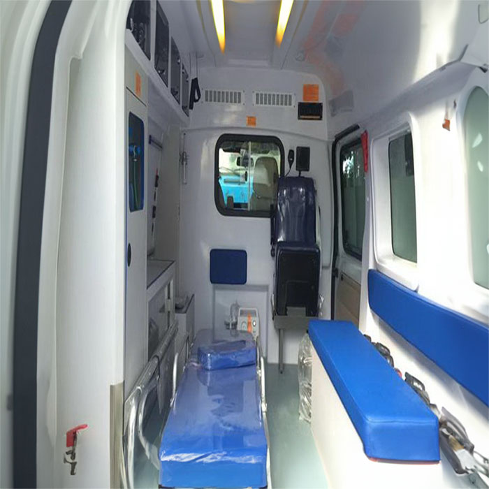 西宁租赁救护车电话