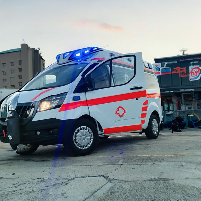 西宁私人救护车出租费用