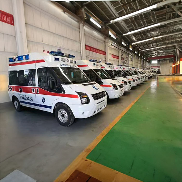 西宁救护车租车费用