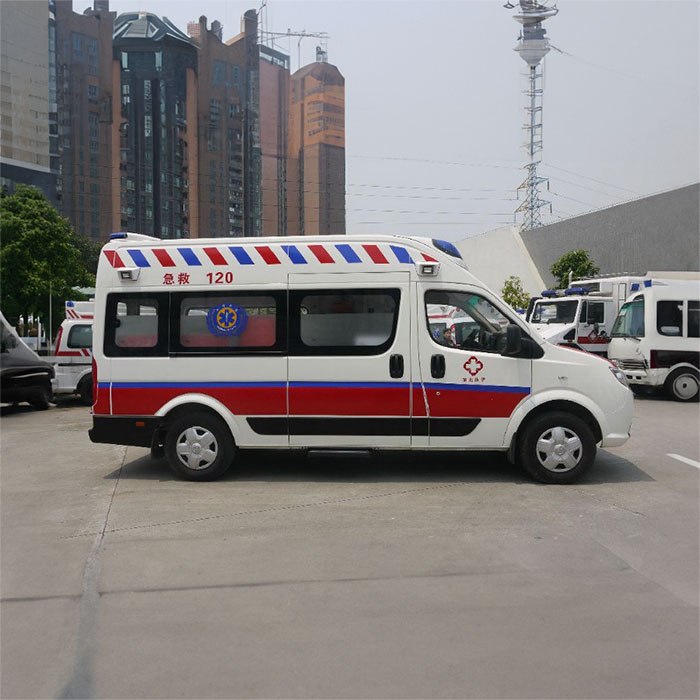 西宁救护车租赁联系电话