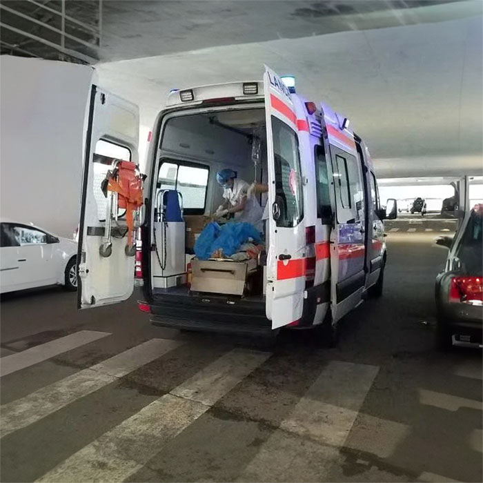 西宁救护车出租收费