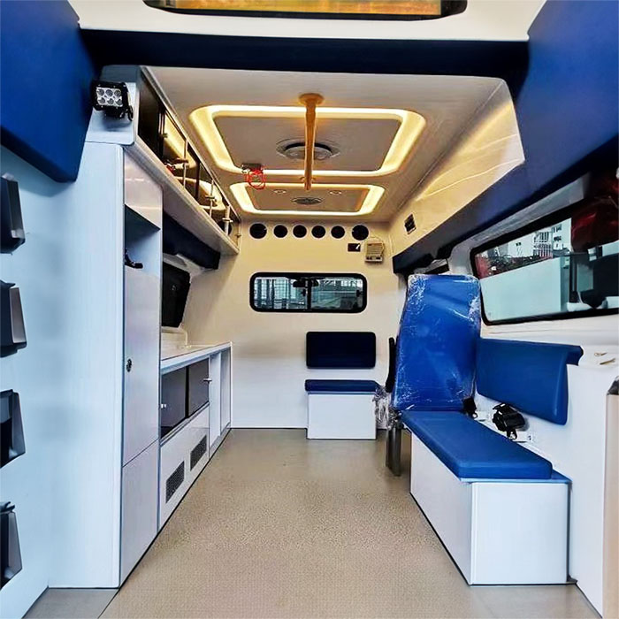 西宁租赁救护车电话号码