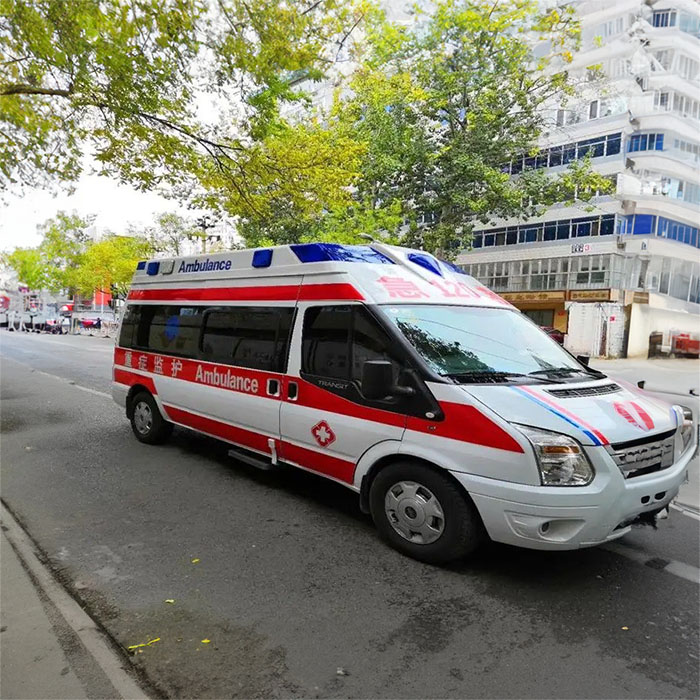 西宁租赁救护车联系电话
