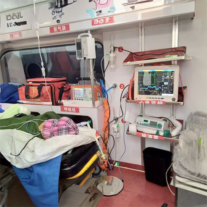 西宁出租私人救护车