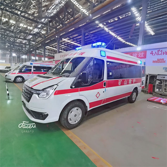 西宁私人救护车租赁电话号码