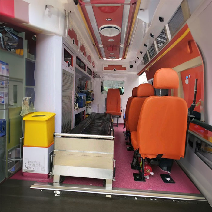 西宁出租救护车联系方式