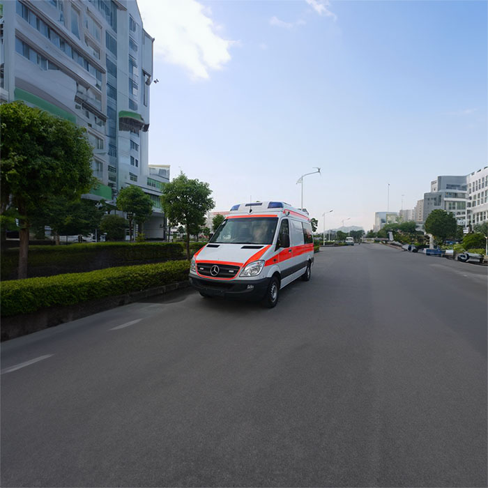 西宁私人救护车租赁收费标准