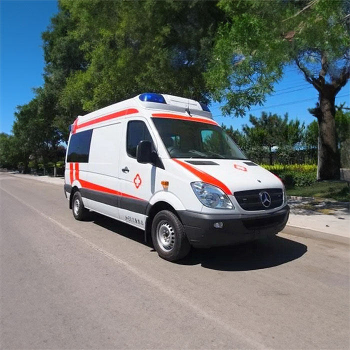西宁租赁私人救护车联系方式