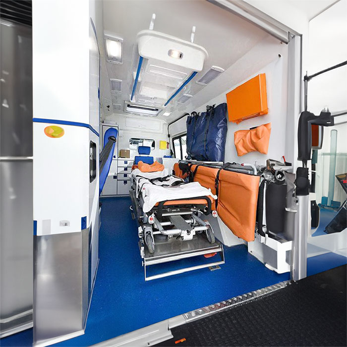 西宁私人救护车租车费用