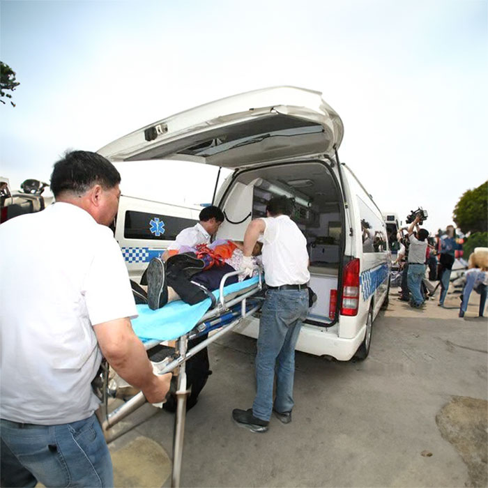 西宁救护车租赁联系电话