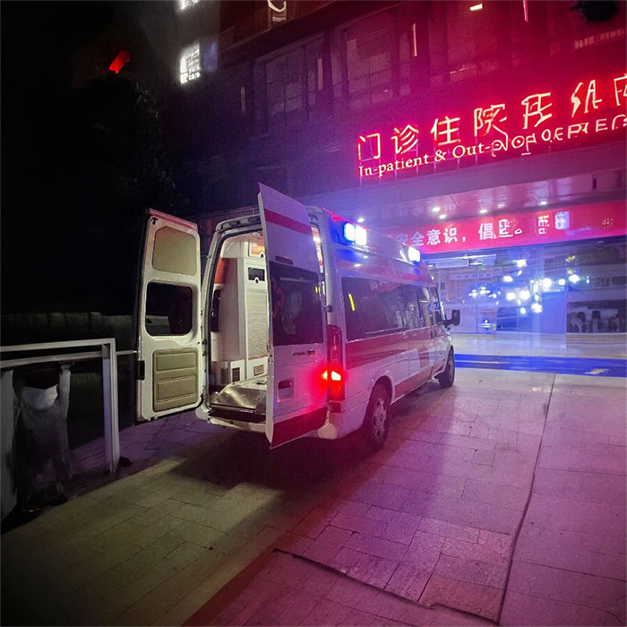 西宁私人救护车租车