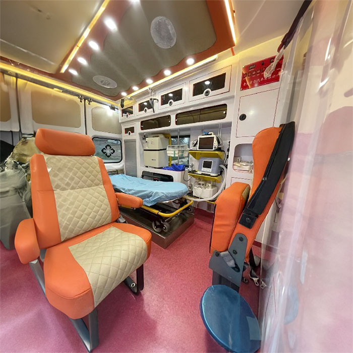 西宁租赁私人救护车电话号码