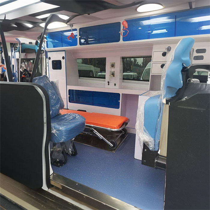 西宁出租救护车电话