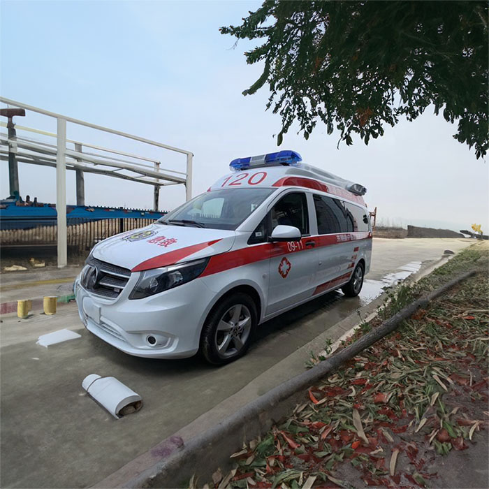 中国人民青海医院租赁私人救护车转运到陕西渭南哪里有救护车出租