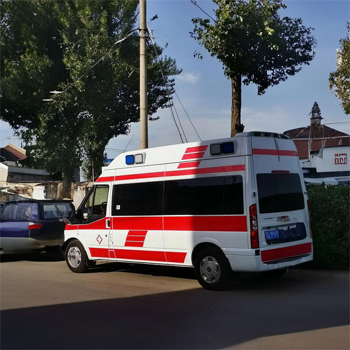 青海省人民医院租救护车到湖北鄂州出租120救护车多少钱