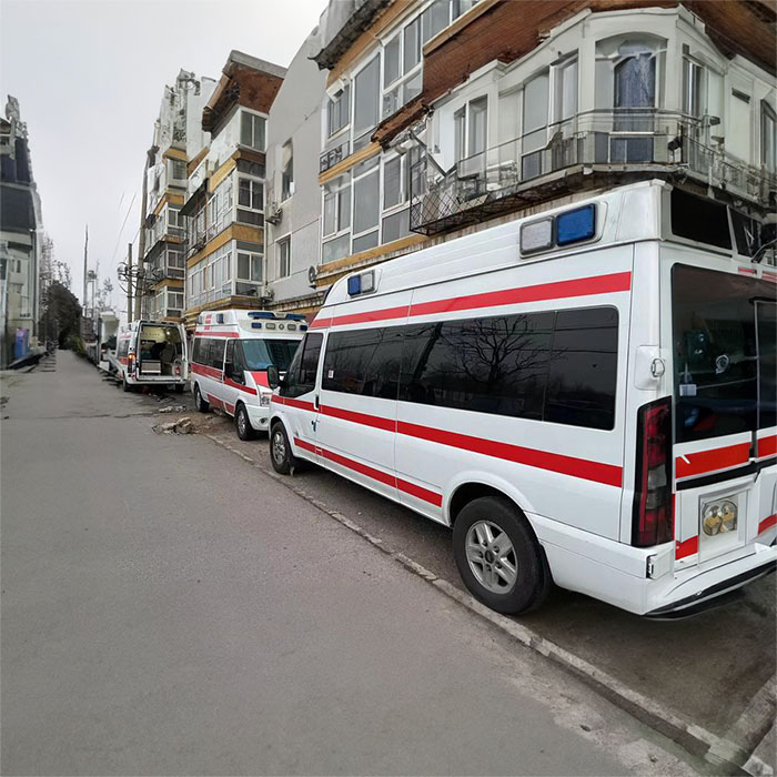 西宁市人民医院租私人救护车到山西长治长途救护车出租哪个品牌好