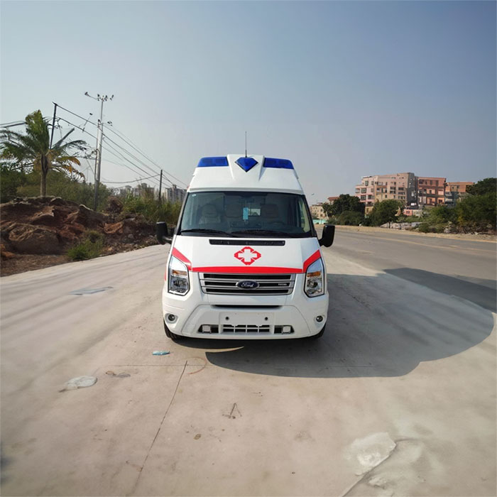 中国人民医院第四医院租私人救护车到北京救护车出租收费多少钱