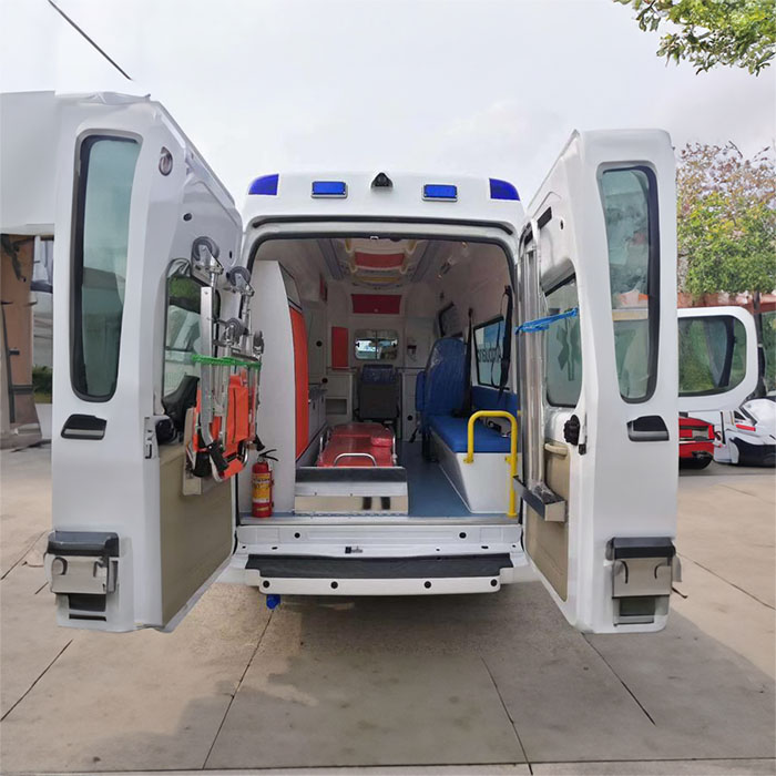 西宁超微骨科医院私人救护车出租到山西吕梁转院救护车出租要多少钱