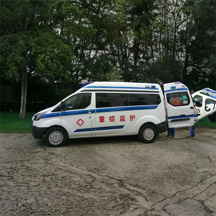 西宁青北皮肤病医院租用私人救护车到海南乐东黎族自治县专业救护车出租电话多少