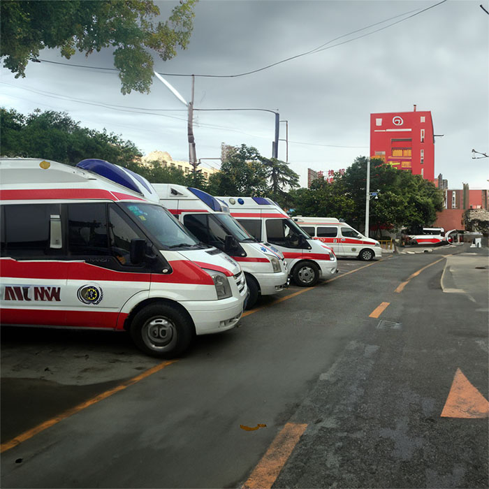 青海省心血管病专科医院租赁私人救护车转运到河北邯郸出租救护车多少钱