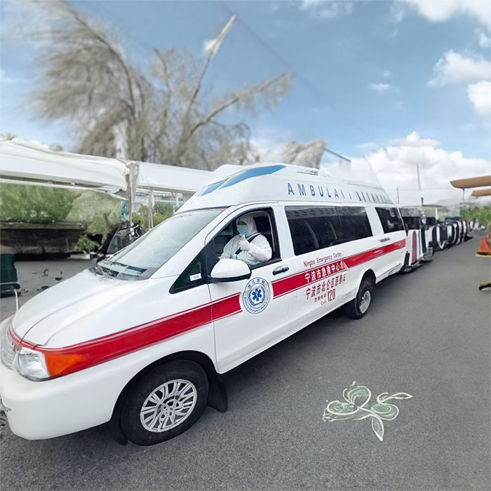 西宁市城西区通海路社区卫生院私人救护车出租到黑龙江七台河救护车出租电话多少钱