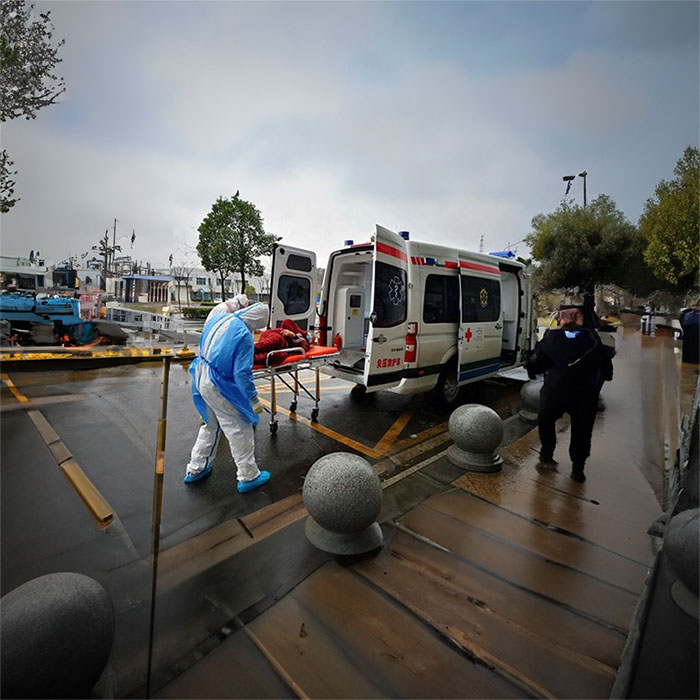 青海省精神卫生防治院120私人救护车租赁到黑龙江双鸭山跨省救护车出租哪里靠谱