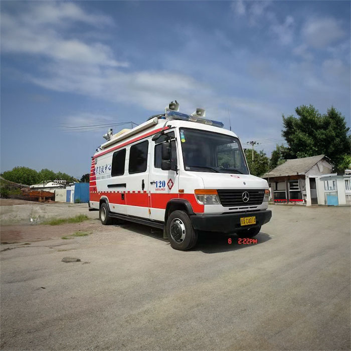 青海省第三人民医院租救护车护送到湖南邵阳救护车出租收费多少