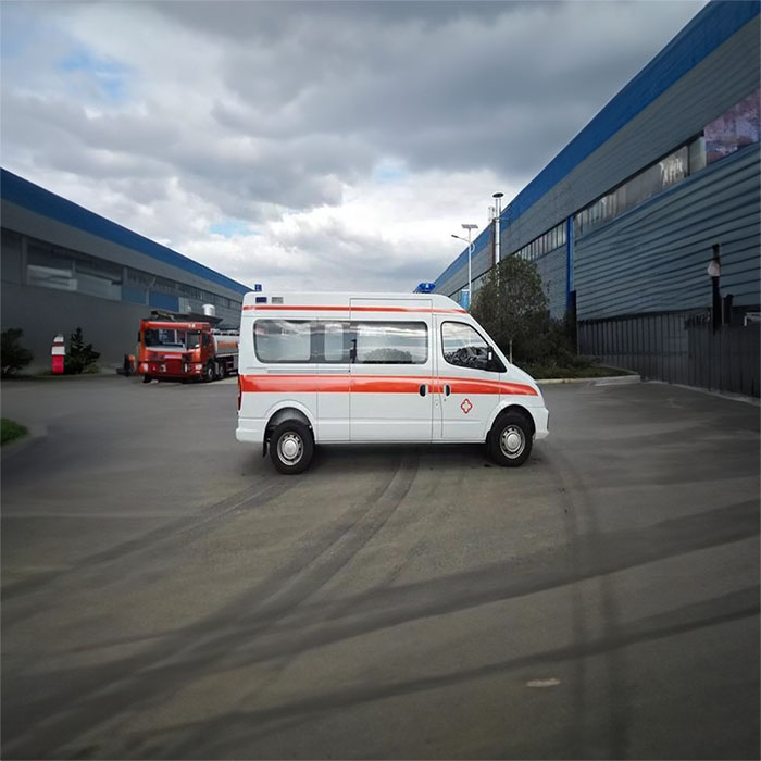 西宁市城北区朝阳社区卫生服务站租私家救护车转院到湖北孝感救护车出租要交多少钱