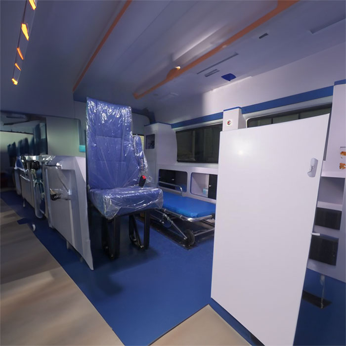 青海省人民医院租用私人救护车护送到江西西宁出租转院救护车多少钱