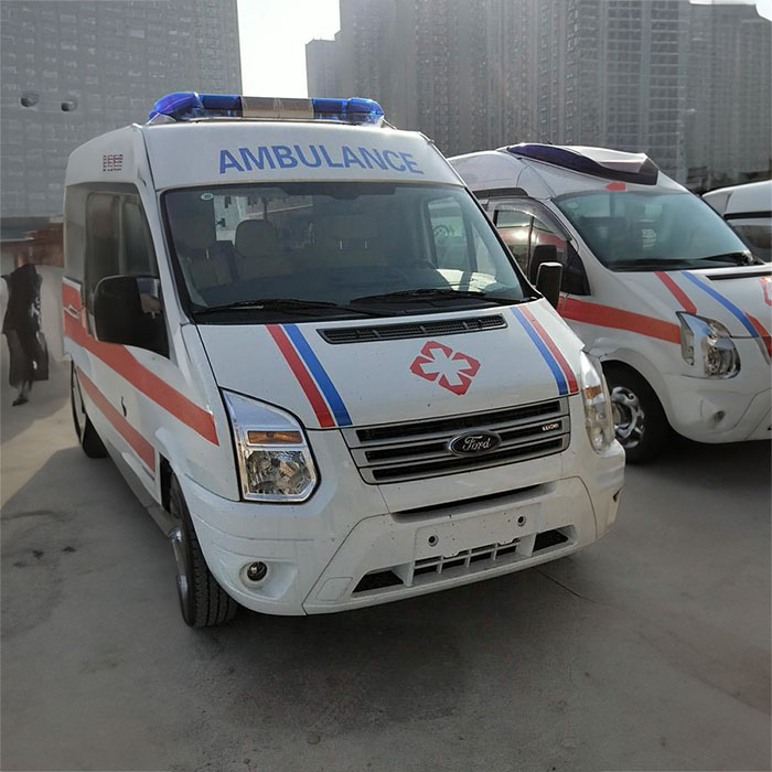 青大附院租救护车到新疆双河医院救护车叫一次多少钱 出租