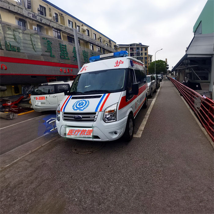 西宁湟源县寺寨乡卫生院租赁私人救护车转运到山东泰安长途救护车出租哪里实惠