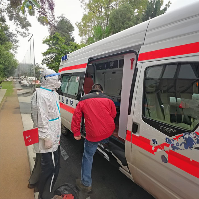 青海省中医院租救护车到湖南岳阳救护车出租长途得多少钱