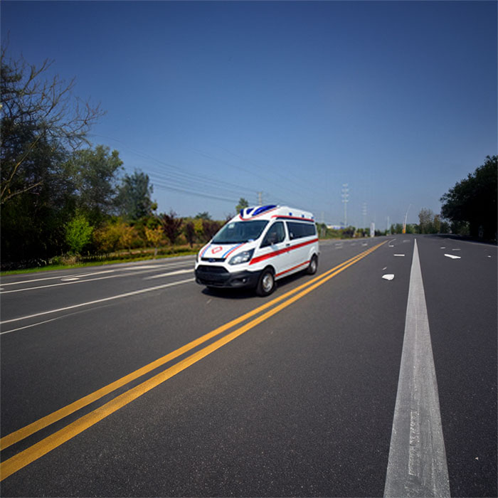 青海红十字医院青海省监狱管理局中心医院私人救护车出租到山东菏泽私人救护车出租一般多少钱