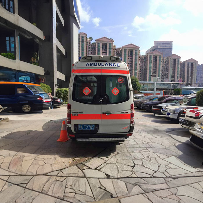 青海省中医院租私人救护车转院到江苏常州长途救护车出租有哪些公司