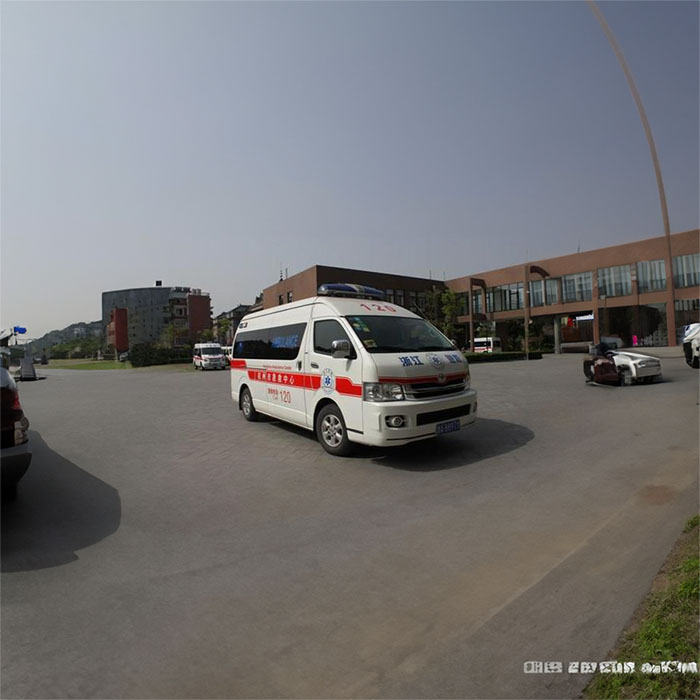 青大附院租赁私人救护车到吉林吉林救护车如何收费出租