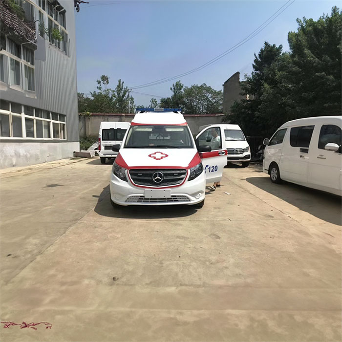 青海省康复医院租赁正规救护车到湖北黄石救护车长途出租多少钱一公里