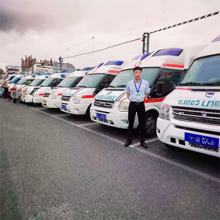 青海省西宁中医院私人救护车出租到陕西咸阳哪里有出租救护车的