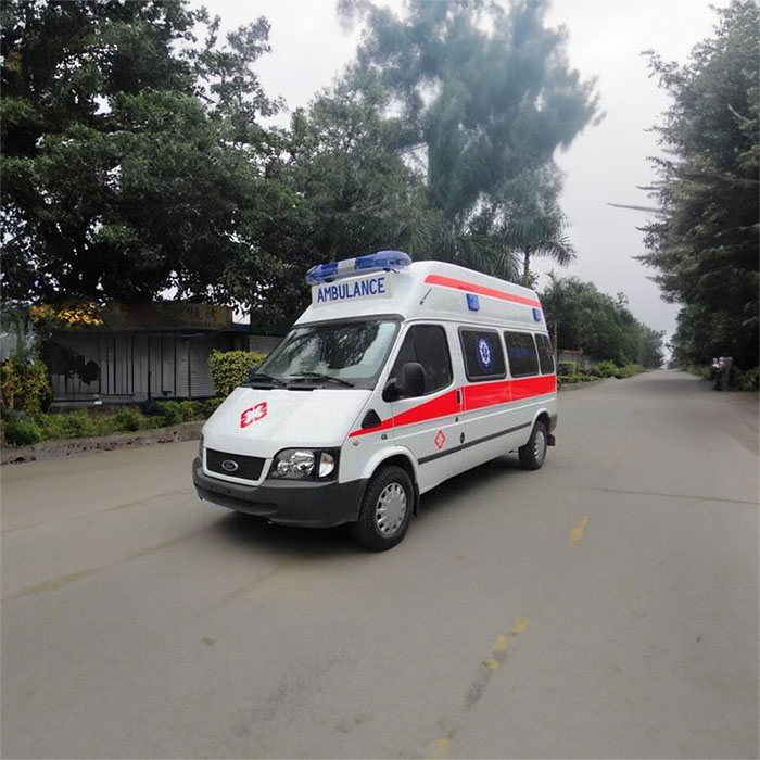 青海红十字医院青海省监狱管理局中心医院租私人救护车到河南郑州哪里有出租救护车