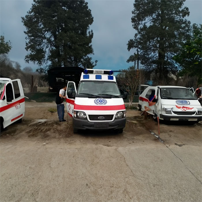 西宁市城西区虎台社区卫生院预约私人救护车转运到新疆塔城叫一次救护车多少钱出租