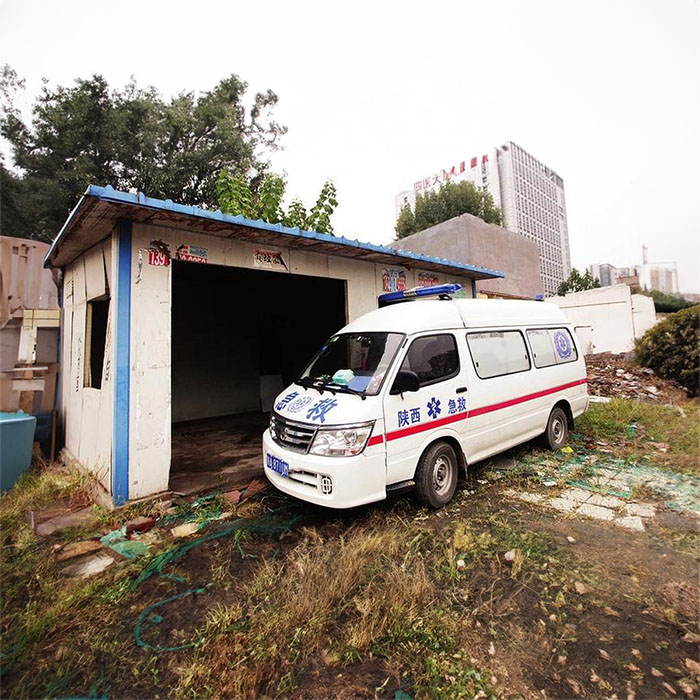 青海省中医院救护车出租到云南怒江救护车出租租赁费用是多少