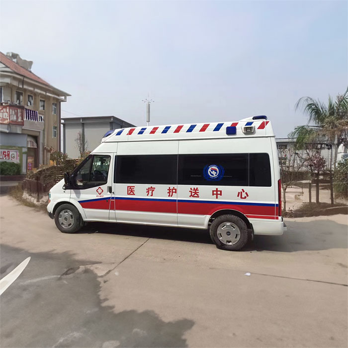 青海红十字医院青海省监狱管理局中心医院预约私人救护车转运到陕西延安救护车出租长途多少钱