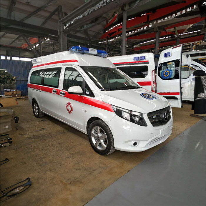 西宁市第三人民医院租救护车到浙江衢州跨省救护车出租哪里有